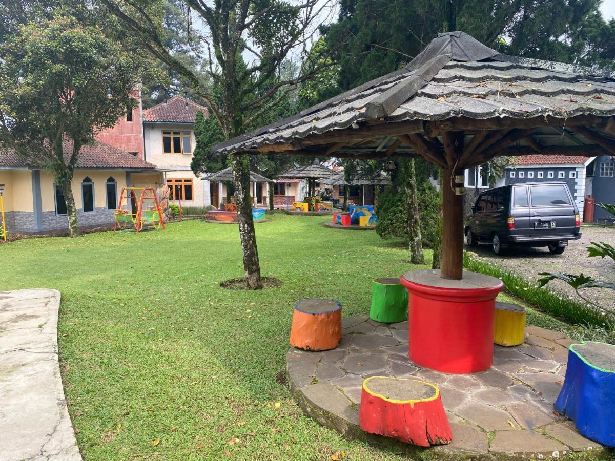 Hotel Puspa Sari Ciater Zewnętrze zdjęcie