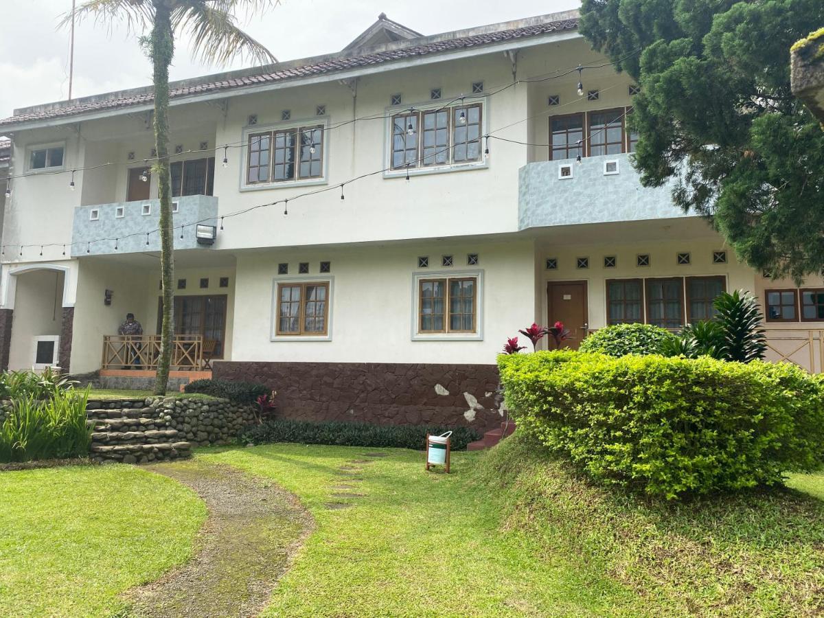 Hotel Puspa Sari Ciater Zewnętrze zdjęcie