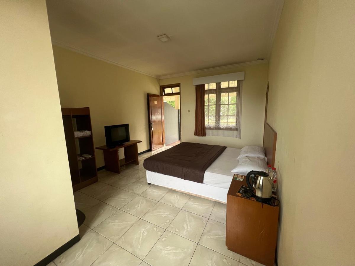 Hotel Puspa Sari Ciater Zewnętrze zdjęcie