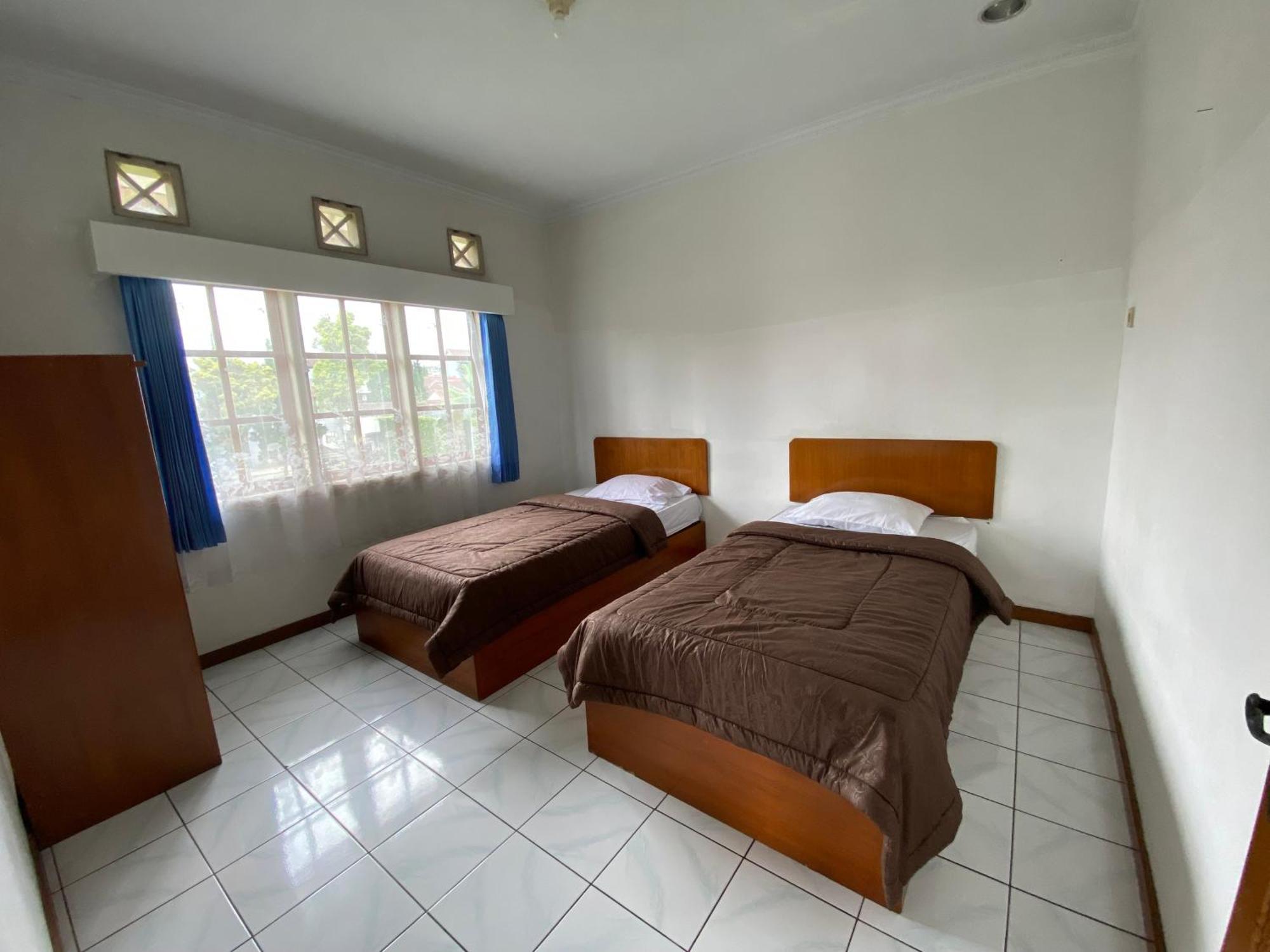 Hotel Puspa Sari Ciater Zewnętrze zdjęcie
